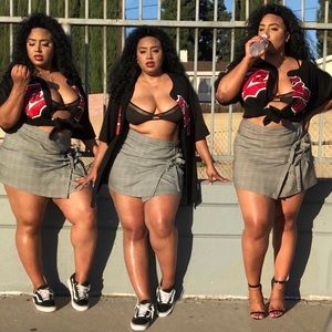 Forever 21 Plus Plaid skirt with side bow closer detail